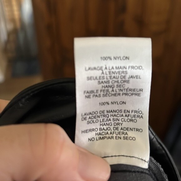 Joe’s Faux Leather Back Zip Up Leggings, Size 10 - Picture 7 of 10